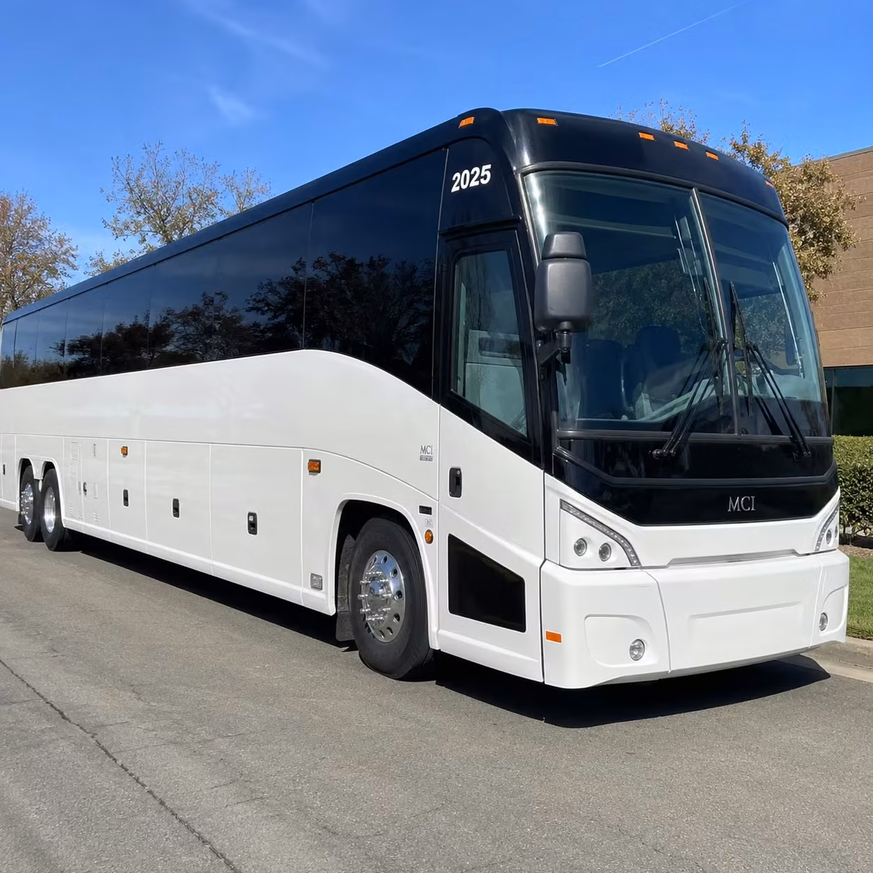 coachbusoxnard com is the easiest way to book concert transportation in oxnard california
