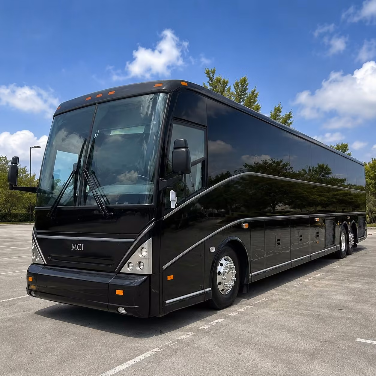 corporate event bus rentals and employee shuttle services in oxnard